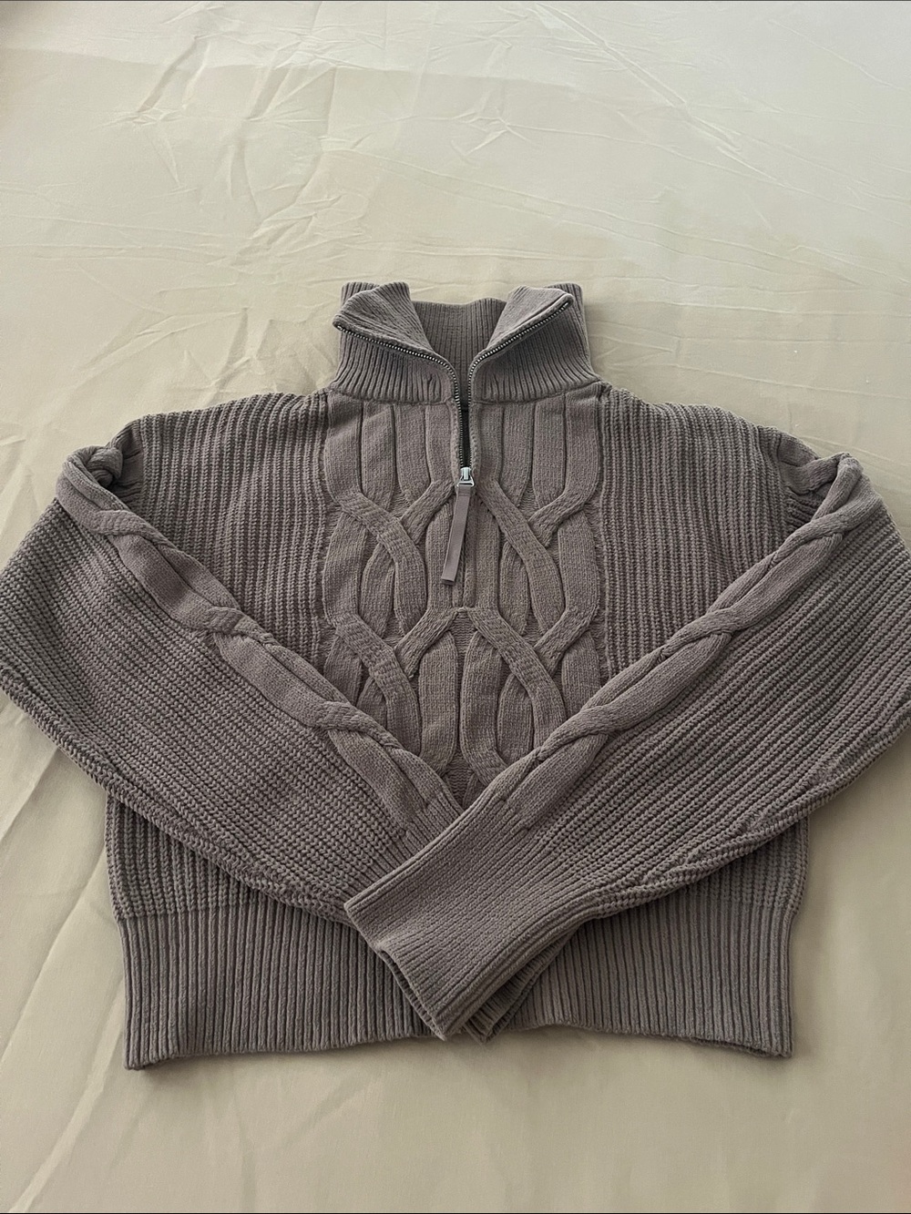 🍂🍁🍁🍂🍁🍂🍁🍂🍁🍂🍁🍂🍁🍂🍁🍂
Lululemon Cable Knit Oversized Half Zip Sweater Taupetastic M